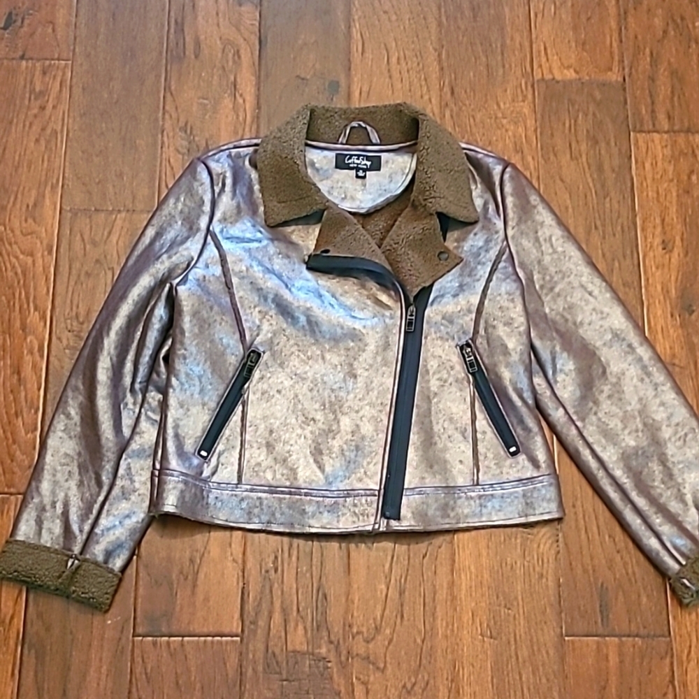 CoffeeShop faux fur & faux metallic suede jacket size Medium